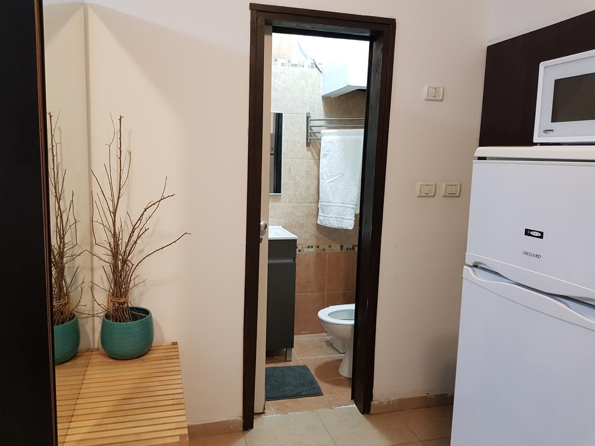 דירות רוטשילד Petach Tikva Szoba fotó